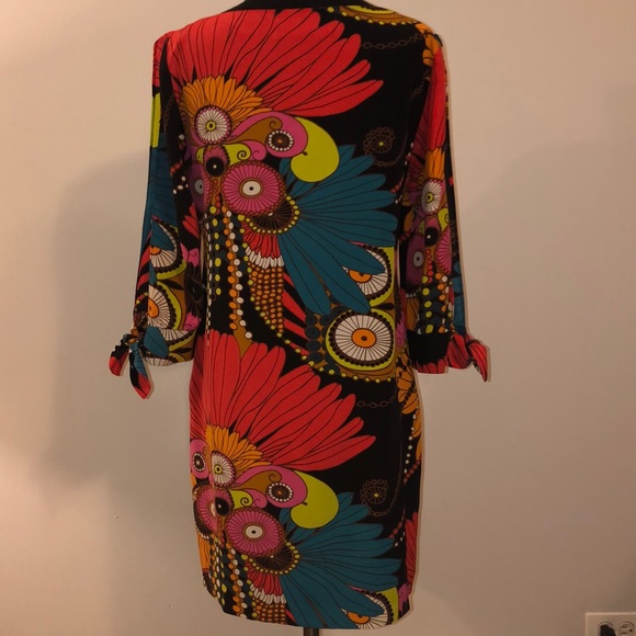 Trina Turk Bright Floral Hippy Chic Shift Dress 2 - Picture 4 of 7
